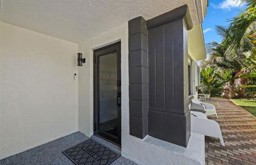 Paradise Palms House - Photo 30