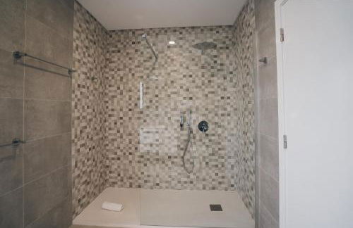 Bela Vista with sea view, jacuzzi and private pool - Photo 43