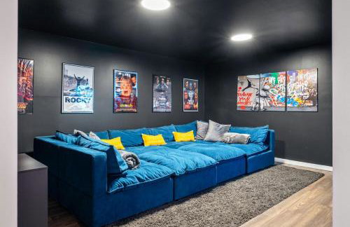 Chalet with Hot Tub, Game, Movie Room, Lake and Pool Access - Foto 42