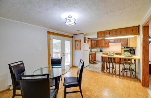 Bluefield Home with Covered Deck - Near Parks! - Foto 7