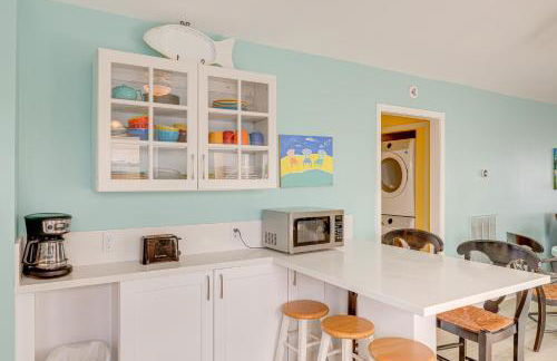 Steps to Galveston Beach Dog-Friendly Gem with Yard - Photo 10