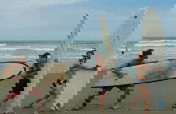 Curso de surf en Montañita - Foto 4