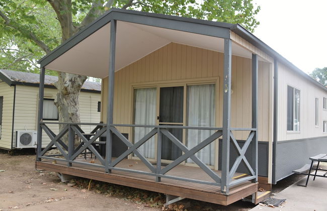 Ball Park Caravan Park - Foto 1