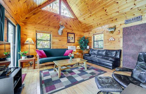 Hocking Hills Lake Gem with Hot Tub, Dock, 100 Acres - Foto 9