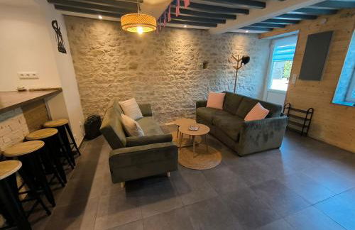 GITE A THEME D-DAY - situé à 15mn d'Omaha Beach - Animaux OK - Terrain clos - Aucuns voisins - WIFI - Foto 51