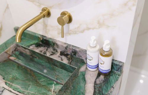 NEW! Stylish Portuguese Soul Retreat in Belém 4p - Photo 11