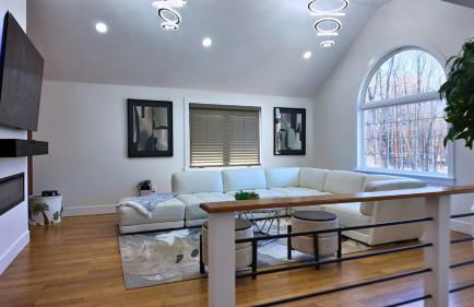 Catskills Escape Hot Tub Massage Chairs & Games - Foto 57