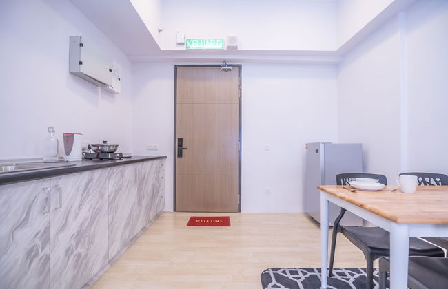 OYO Home 89854 Amazing Bukit Jalil - Foto 16