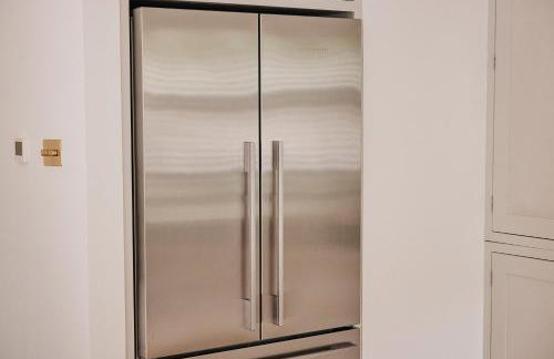 Luxury Fulham Townhouse with a Bar & Games Room - Foto 19