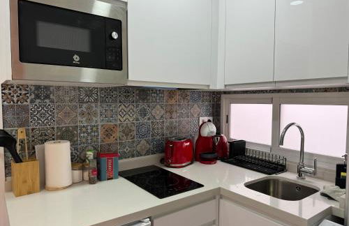 Balcón de los Patios con PARKING - Foto 9