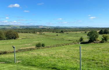 Craigend Farm Holiday Pods - The Curly Coo - Foto 8