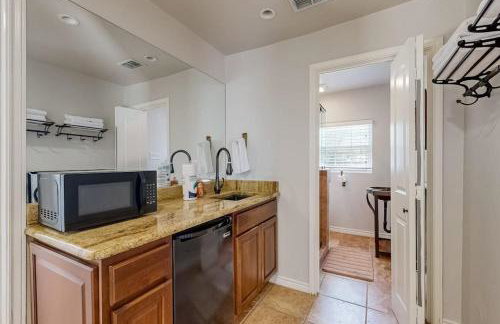 4-Bedroom Spacious Home with Guest House & Pool, Located on 9 Acres of Land - Foto 14