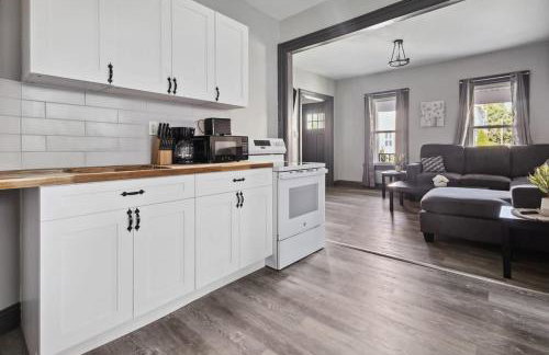 Quiet 3BR Vacation Spot-Minutes to Niagara Falls USA - Foto 17