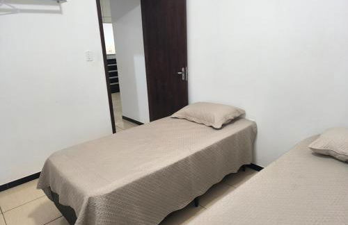 Casa Grande com área Gourmet e Garagem - Foto 21