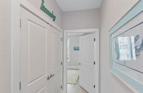 Luxury Beach Condo 5 Min Walk to Beach & Shops! - Foto 27