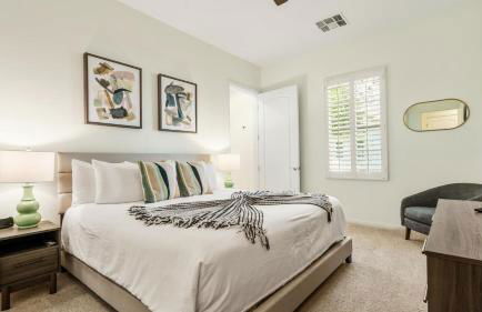 LV311 Freshly Remodeled Legacy Villas Townhome - Foto 22