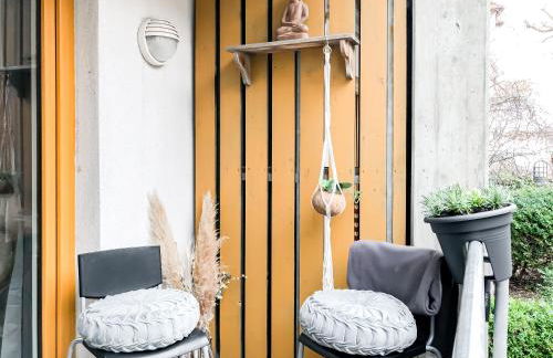 Studio near Altstadt /w Workspace, Feng-Shui & Art - Foto 14