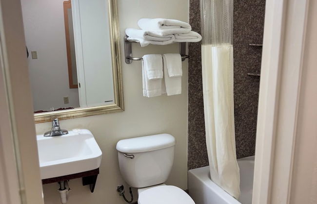 Blue Bonnet Suites Extended Stay Lubbock, Texas - Foto 27