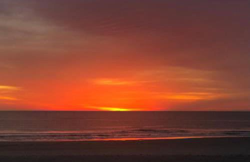 Ocean Front condo in the heart of Hampton Beach - Foto 34