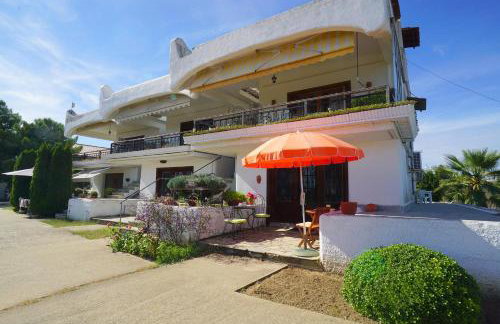 Solon and Teo Summer House in Avdira beach - Photo 15