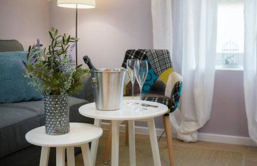 Zlatin Dvor - apartments for 3, terrace, Trogir center, beach at 5-min, BIKE friendly - Foto 62