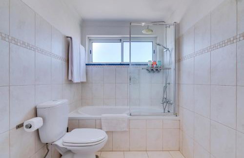 Villa Esmeralda - Photo 24