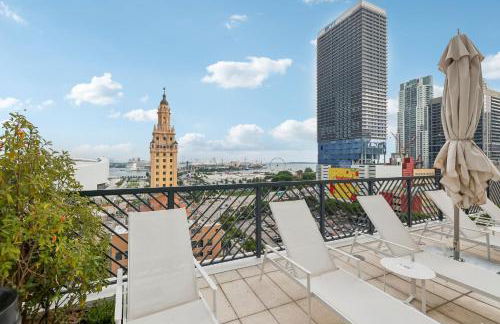 Stunning Lux 2 Bed 2 Bath with Panoramic View from Balcony - Foto 64