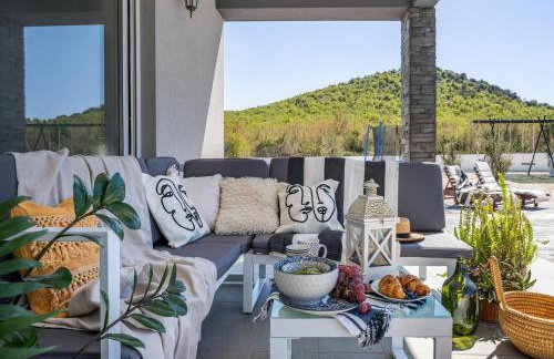 Modern villa with private pool - Foto 36