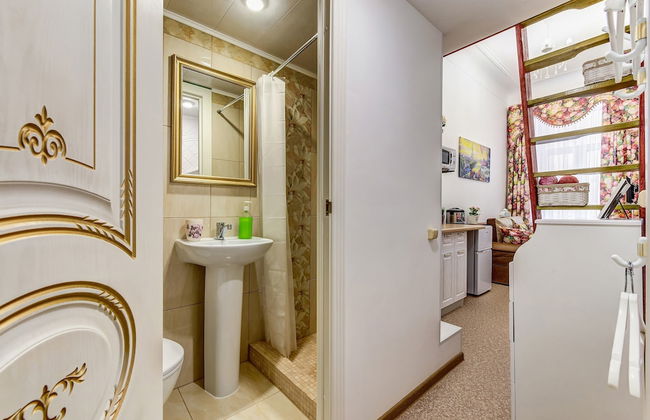 Semeiniy Ochag on Kurlandskaya - Photo 44