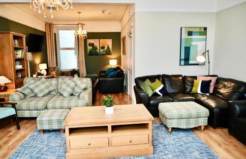 Glan y Mor, Sleeps 20, 8 Bedrooms, 8 Bathrooms, Seafront, Criccieth - Foto 13