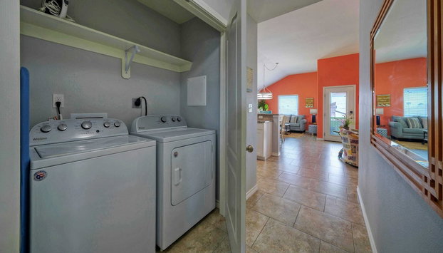 Laid Back Lime by AvantStay | Near Beach w/ Pool, Complimentary Pool Warmer - Foto 5, Interior