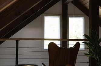 Secluded escape with hot tub, pizza oven, fireplace - Foto 12