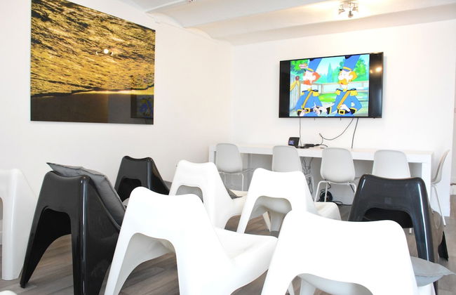 Group Escape by Molignee River - Foto 38