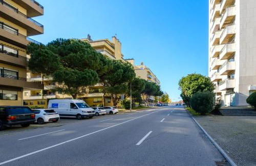 Skyview 2BR with Balcony and Garage - Foto 72