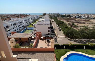 Ático con piscina privada vistas al mar. - Foto 21