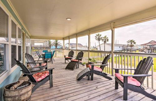 Unwind Poolside, Walk to Beach! Galveston Retreat - Foto 1