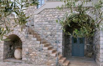 ENGLEZENA'S GUESTHOUSE - Photo 30