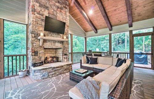 Hootenanny at Horton Creek Creekside Escape! - Photo 1