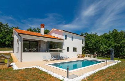 Vila Prisunca jacuzzi & swimming pool - Foto 9