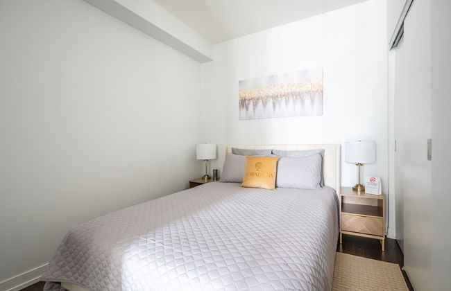 Modern Lillian Street Condos Midtown Toronto - Photo 7