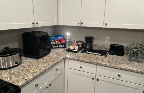 Welcome to Your Home Away From Home - Foto 14