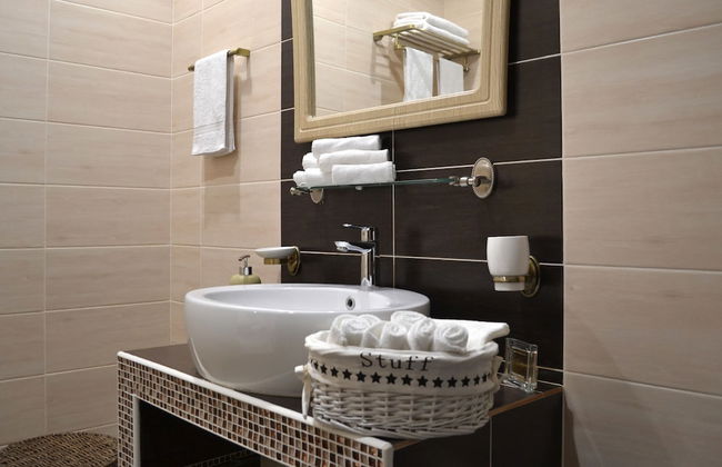 Townhouse Park & House - Photo 35