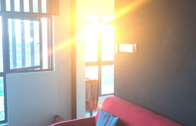 Lawang Suite 1 Bedroom Corner Apartment - Photo 17