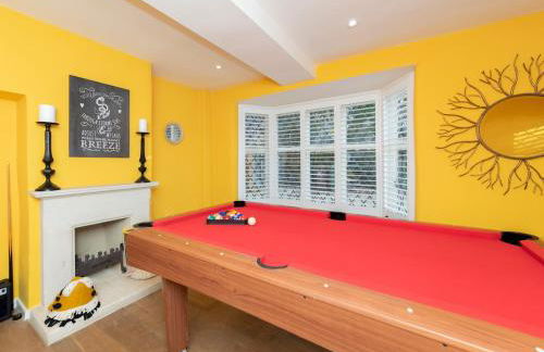 Luxurious Country House with Cinema Games Room - Pass the Keys - Photo 17