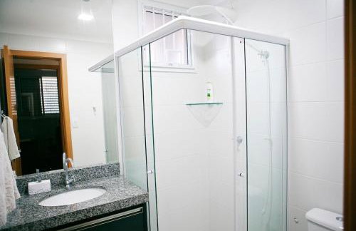 Apto de Paz, amplo, 3qtos, completo e Ar - Foto 31
