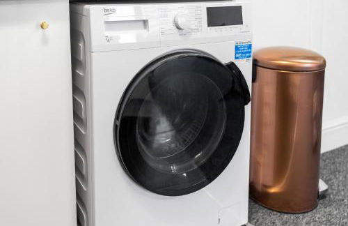 BROADWAY SUITE - Newly refurbished stylish apartment with FREE PRIVATE PARKING - Great location - Foto 19