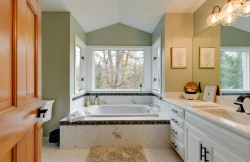 East Aurora Home about 18 Mi to Downtown Buffalo! - Foto 16