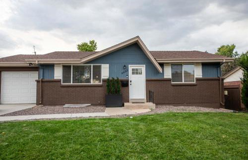 Spacious Retreat Patio, Games, and Quick to DEN - Foto 3