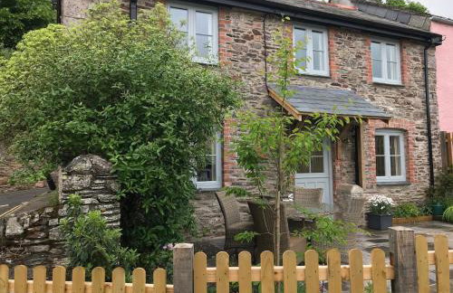 Beautiful 2 Bed Cottage in heart of Newton Ferrers - Foto 25