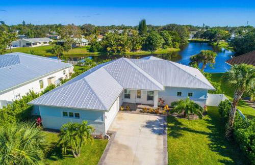 Mini Golf Course*Heated Saltwater Pool*Lakeview! - Foto 36